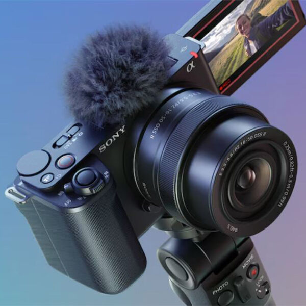 Sony Alpha ZV-E10 II 24.2MP Interchangeable Lens Mirrorless Vlogging Camera with E PZ 16-50mm Lens