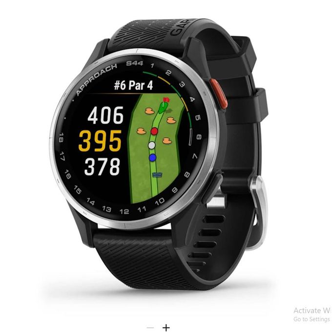 Garmin Approach S44 43mm in Black and Silver