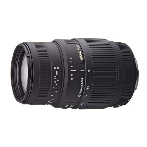 Sigma 70-300mm F4-5.6 DG Macro Lens Featuring Integrated Motor Drive