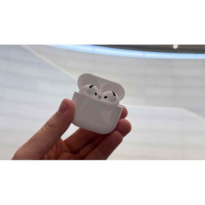 White Buds 4 Wireless Bluetooth Earphones