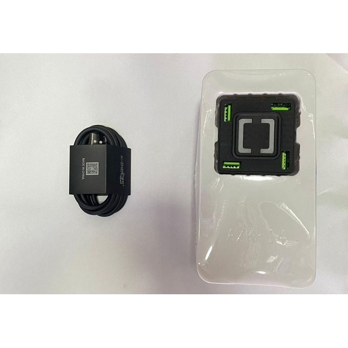 AOZHENKAI 4-Port Fast Charger – Black
