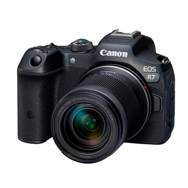 Canon EOS R7 Camera Bundle with RF-S 18-150mm Lens